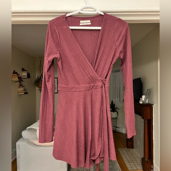 Urban Outfitters Romper - Picture 4 of 5